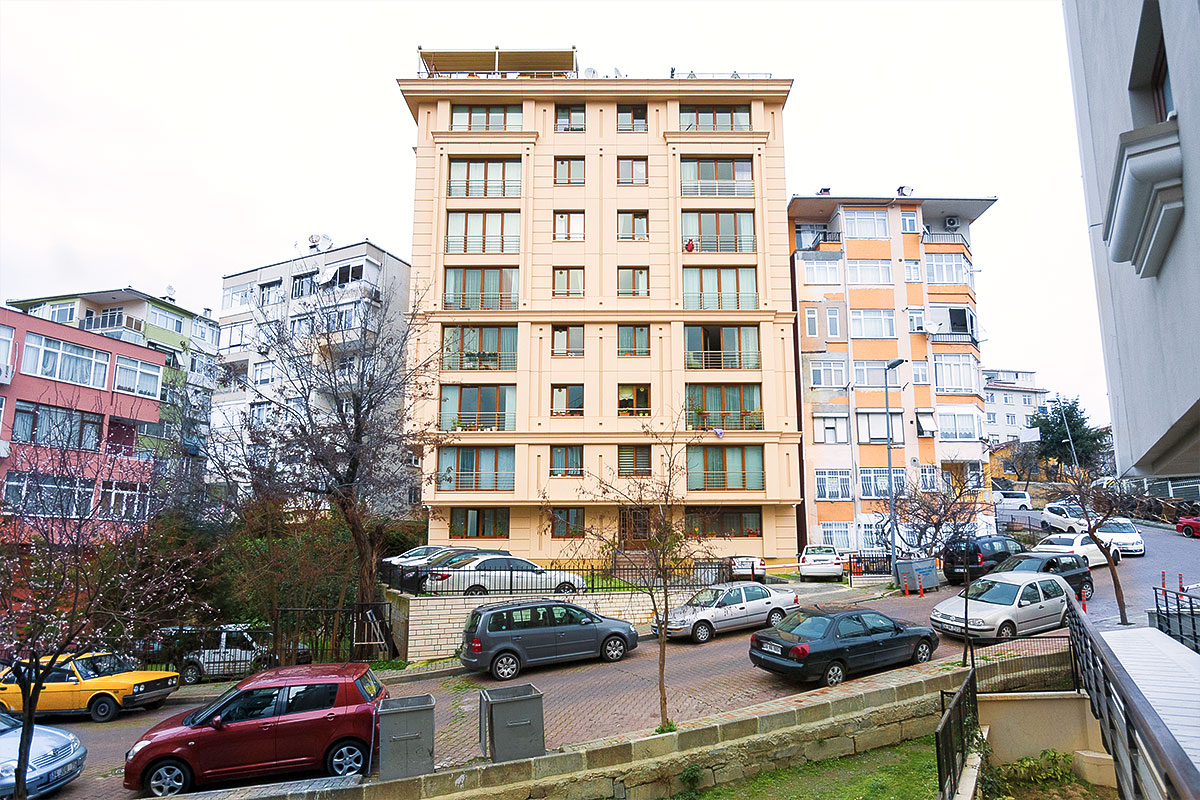 Dikilitaş Hamid Bey Apartmanı